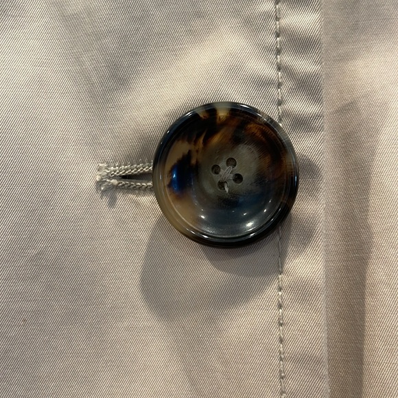 Banana republic rain coat - Picture 5 of 8